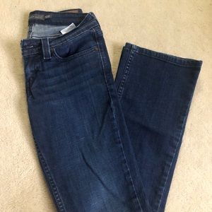 Demi Curve Bootcut Skinny Levi’s 5/27